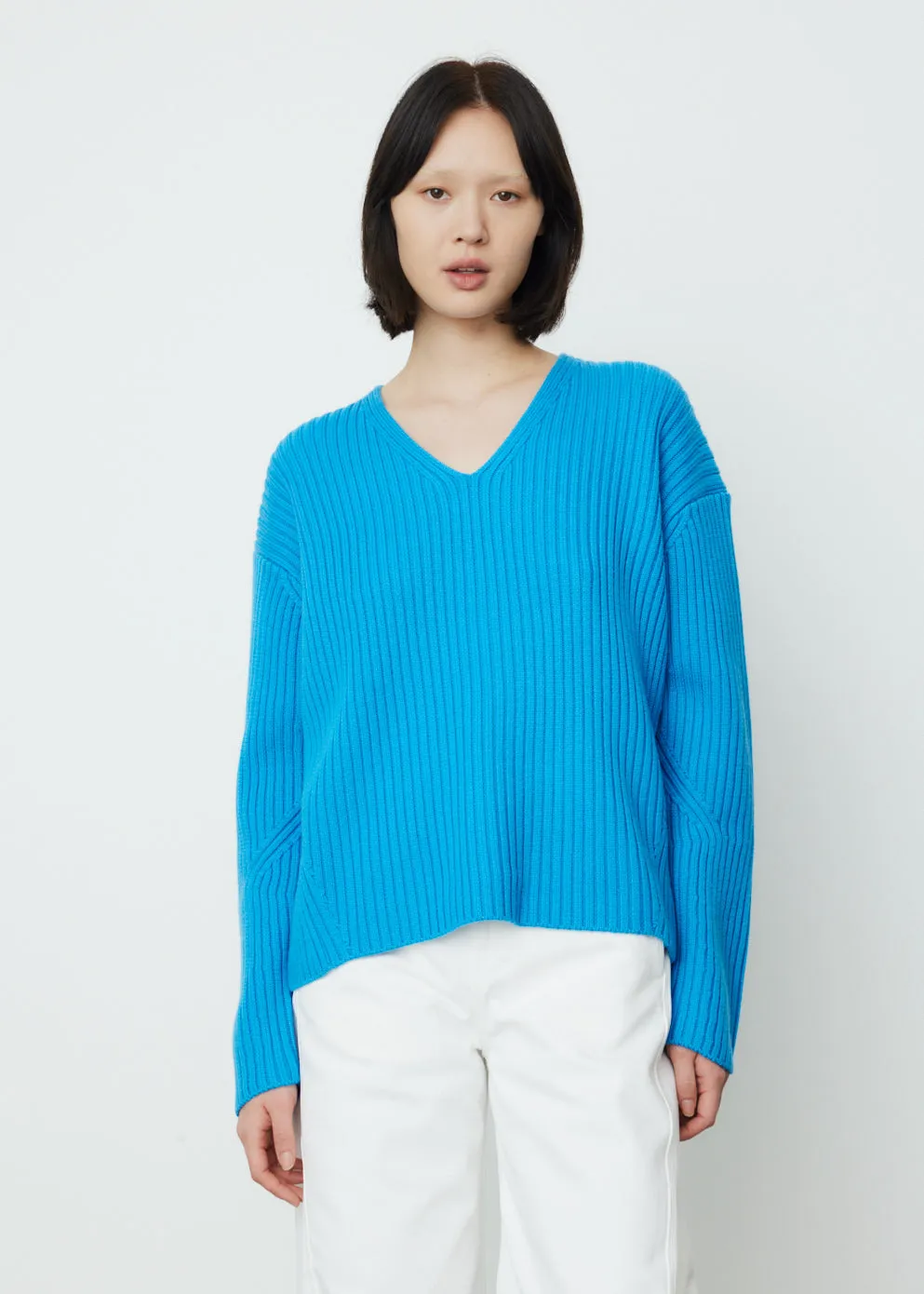 5G Merino Rib V-Neck Jumper