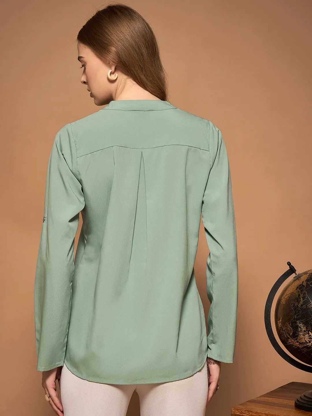 Berrylush BIZwear Women Green Solid Notched Neck Regular Shirt