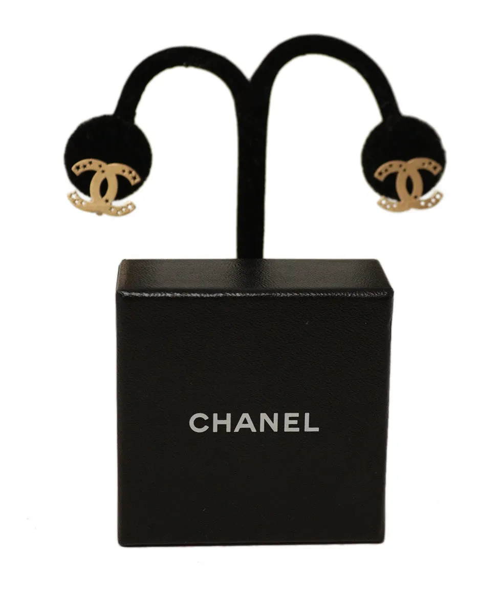 Chanel 2003 Gold Metal Earrings