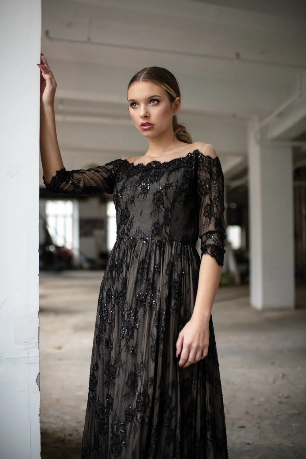 Chantilly Lace Gown For Women