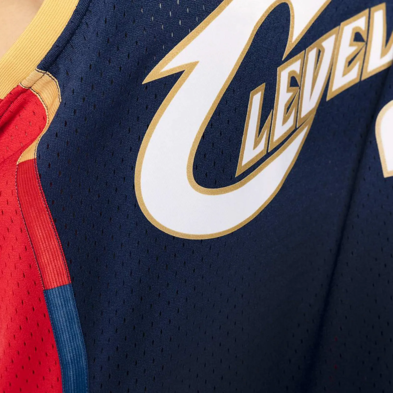 Cleveland Cavaliers LeBron James 2008-09 Hardwood Classics Swingman Alternate Jersey by Mitchell & Ness