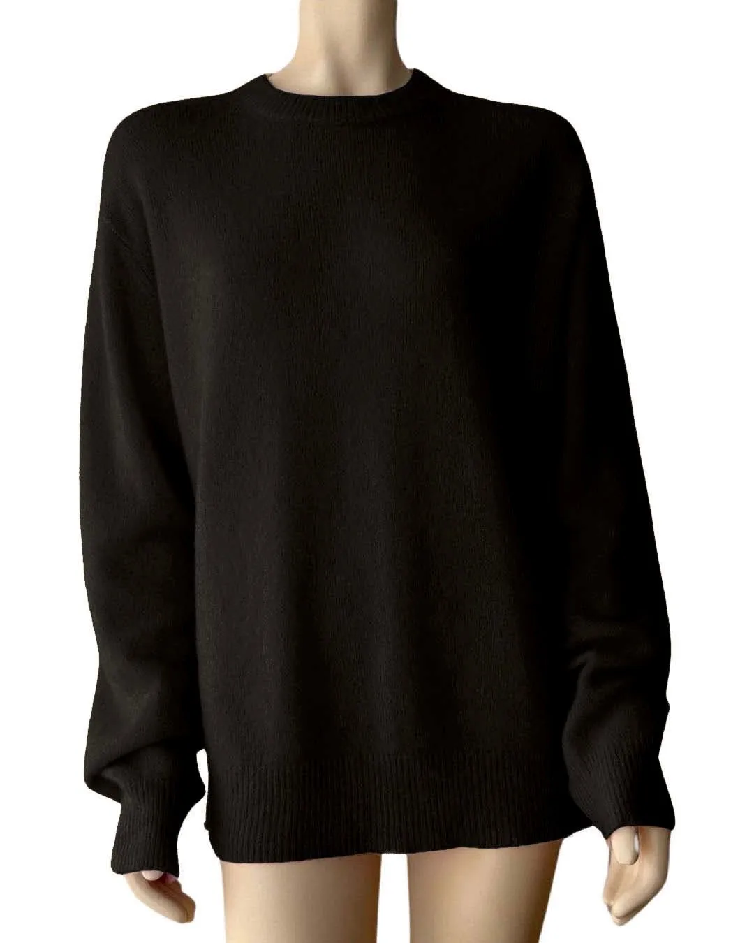 Cloud cashmere and silk essential crew neck sweater in black