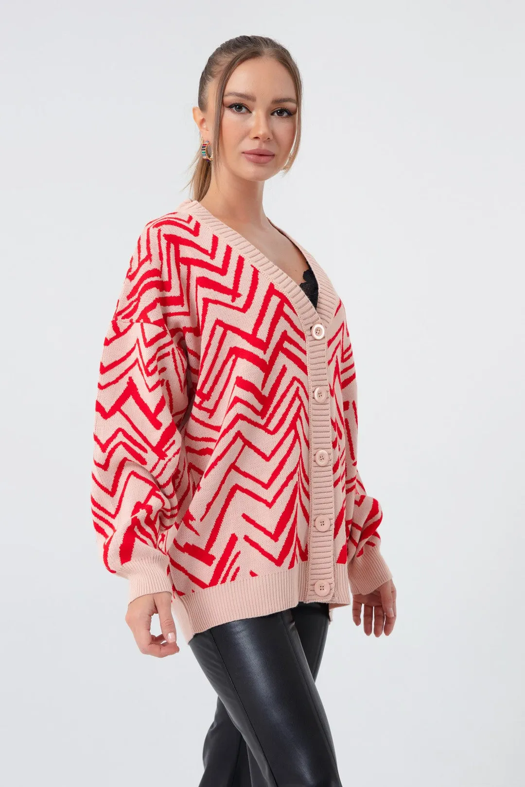 Female Zigzag Pattern Knitwear Cardigan