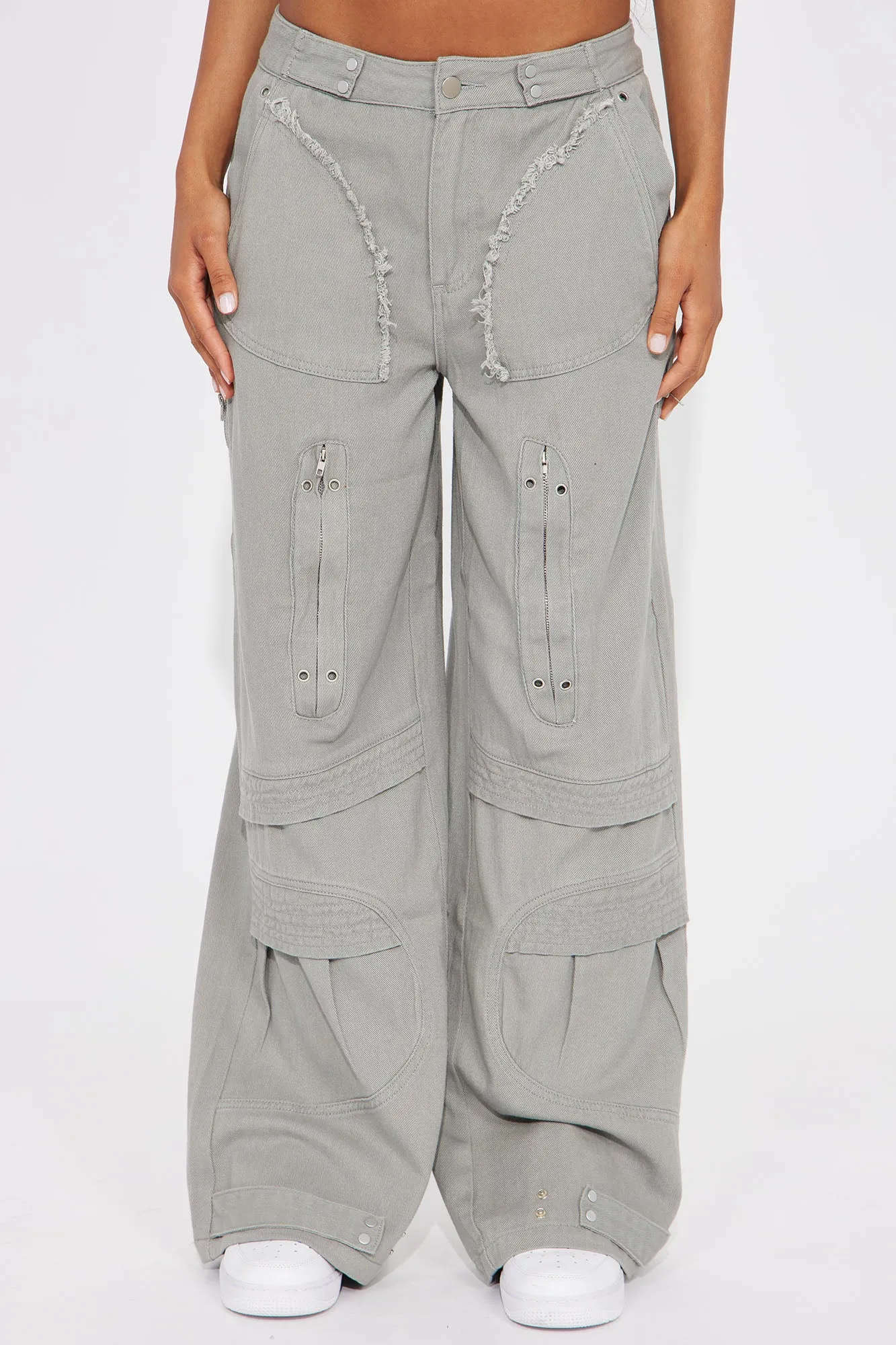 I Do It Better Cargo Pant - Grey