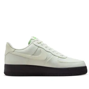 Nike Men's Air Force 1 '07 LV8 Shoes