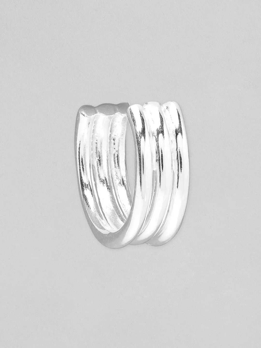 Rubans 925 Silver The Offset Classic Siler Hoop Earrings.