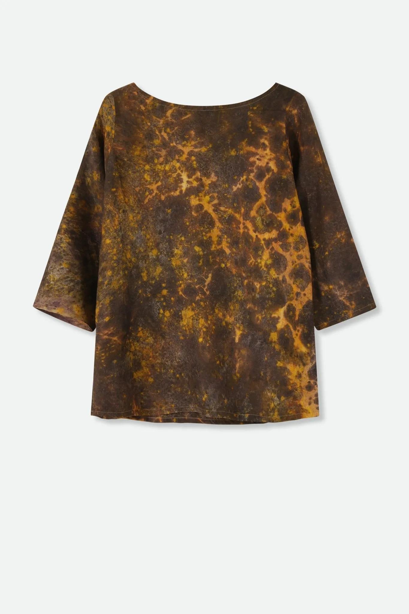 SANCIA BOATNECK 3/4 SLEEVE TOP IN HAND-DYED SILK TWILL AMBER