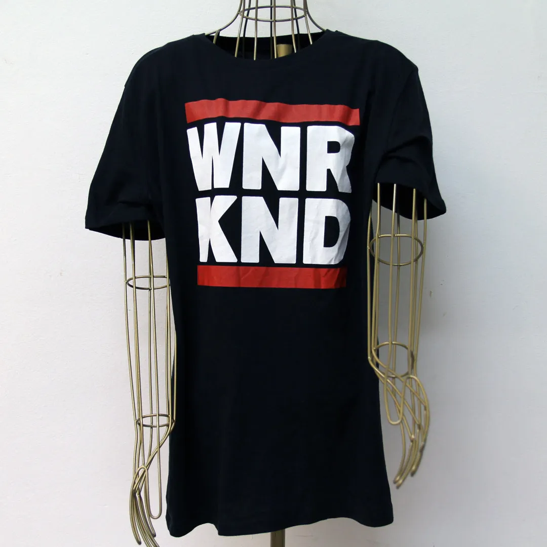 WNRKND Classic T-Shirt // 4 Farben // unisex